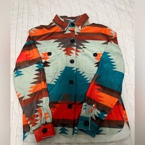 Button up Aztec size small